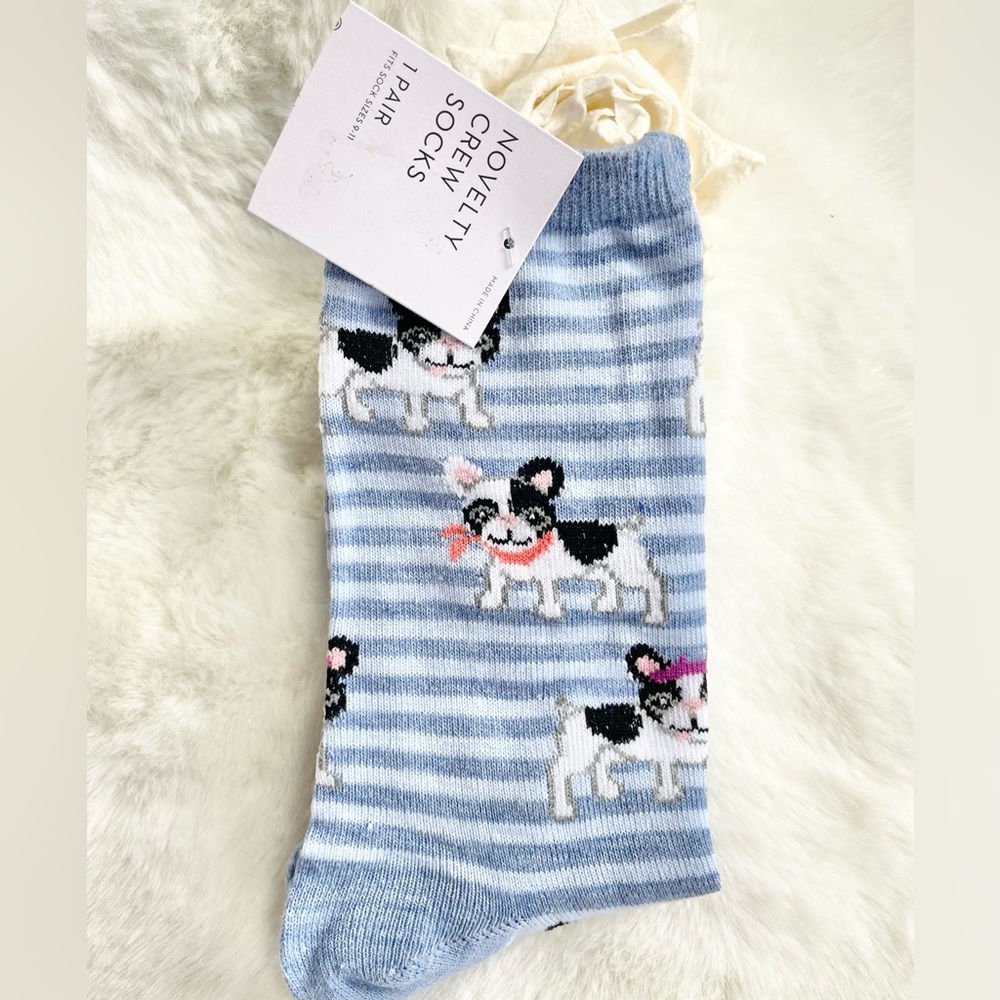 New with tag ADORABLE  DOG CREW SOCKS. dogs is black & white on blue multi color
